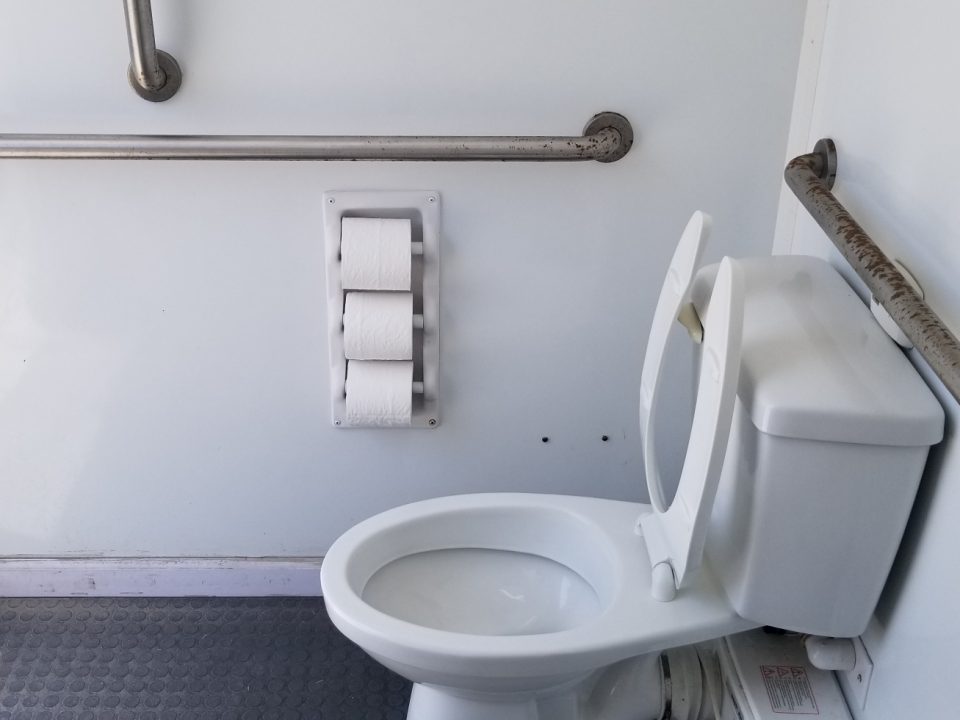 bathroom trailers