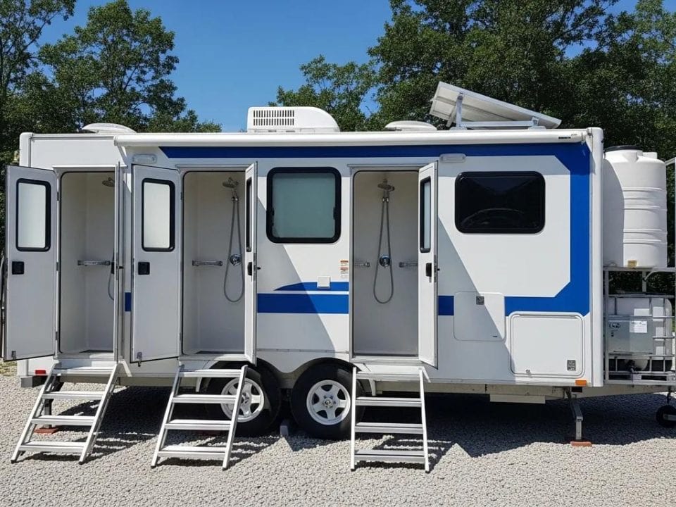 portable shower trailer